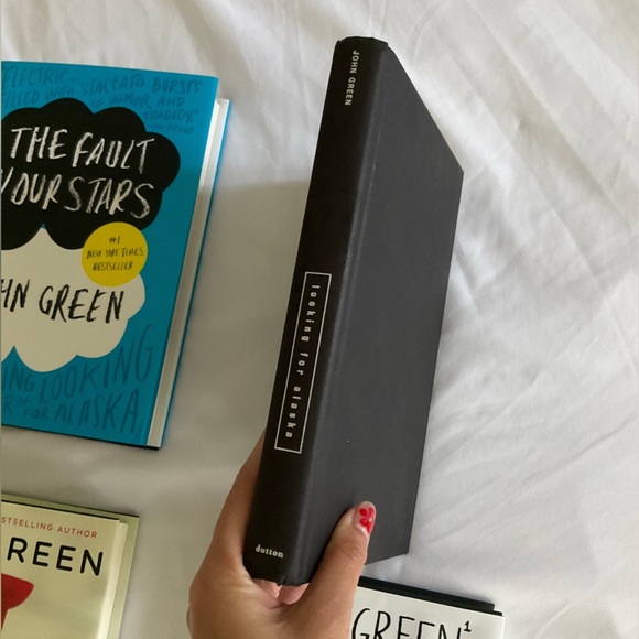 New John Green Bestsellers Box Set - Hardcover - Picture 4 of 4